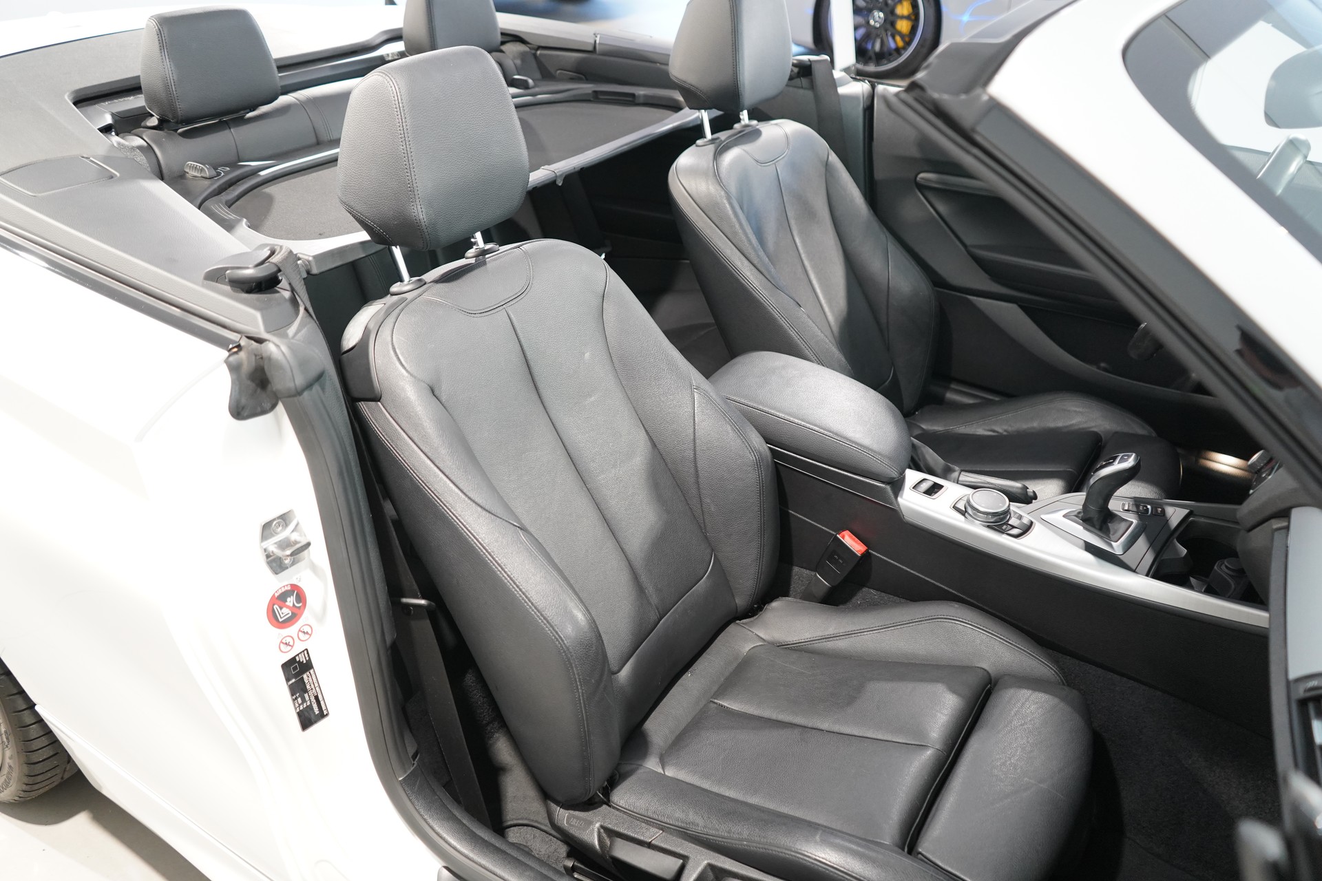 BMW M235i Steptronic-image-6