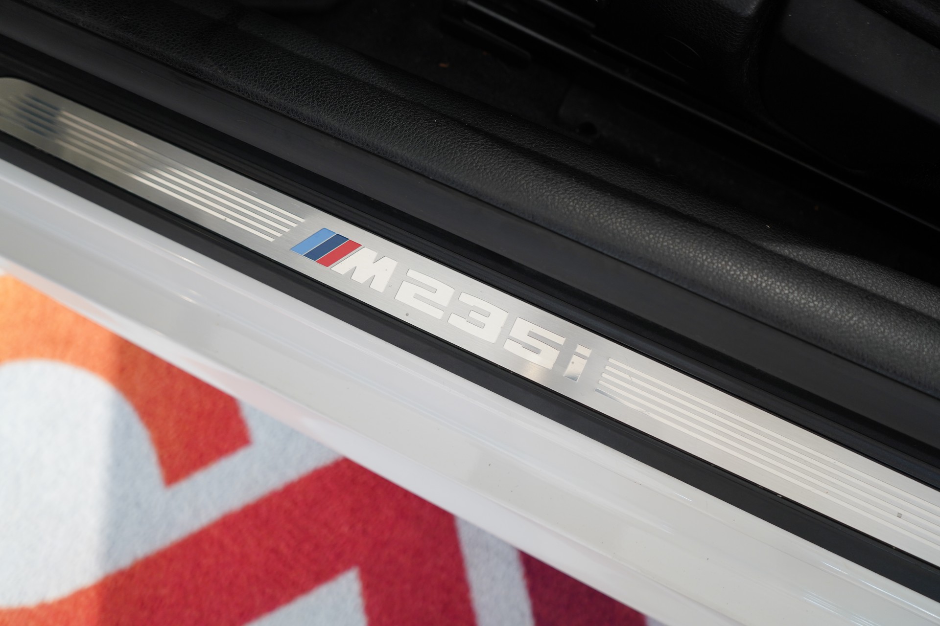 BMW M235i Steptronic-image-15