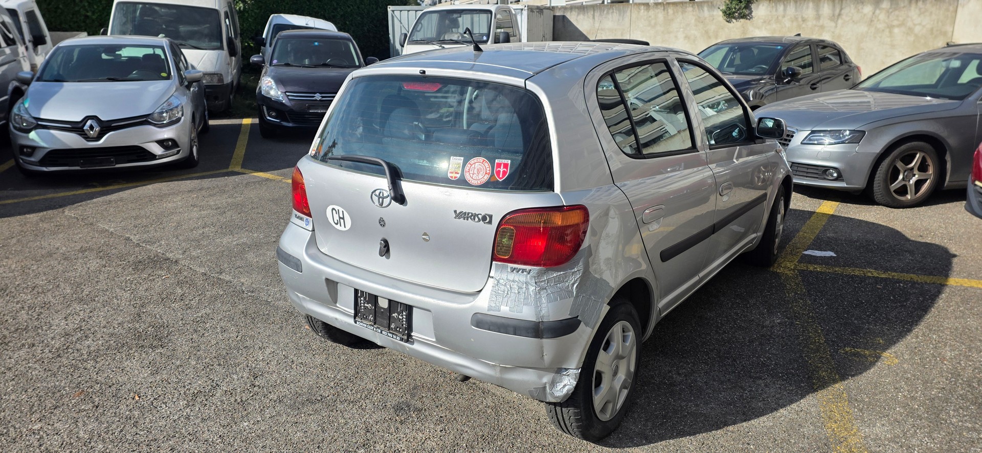 TOYOTA Yaris 1.3 Linea Luna-image-2