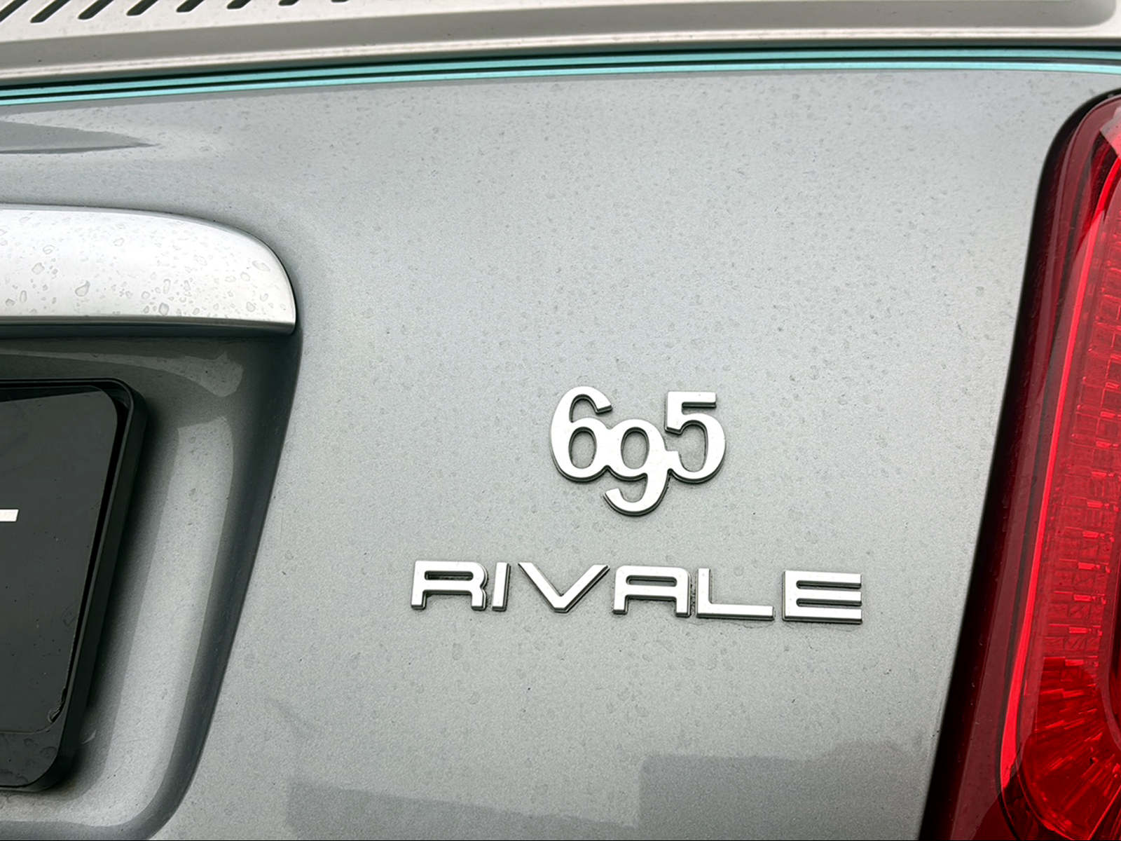 FIAT 695C 1.4 16V Turbo Abarth Rivale Dualogic-image-8