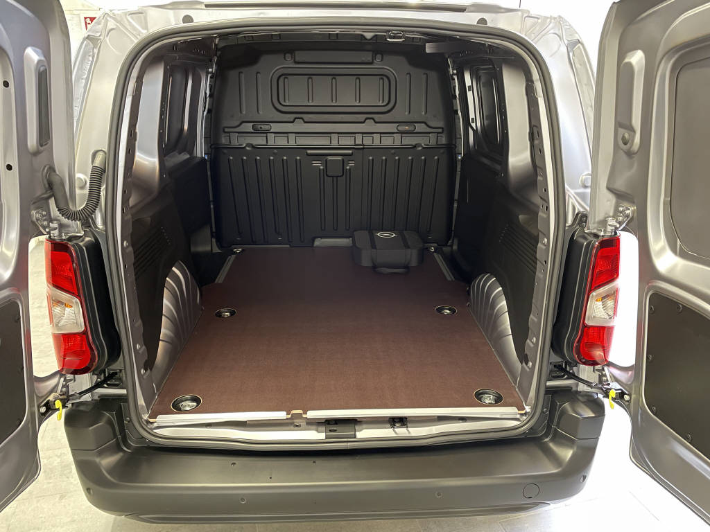 OPEL Combo-e cargo 2.0 t Enjoy-image-8