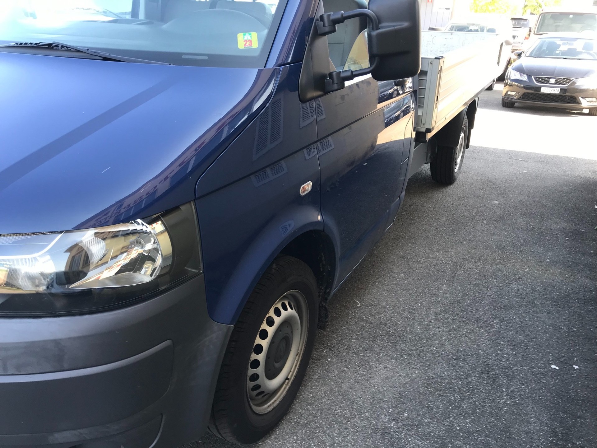 VW T5 2.0 TDI Champion-image-1