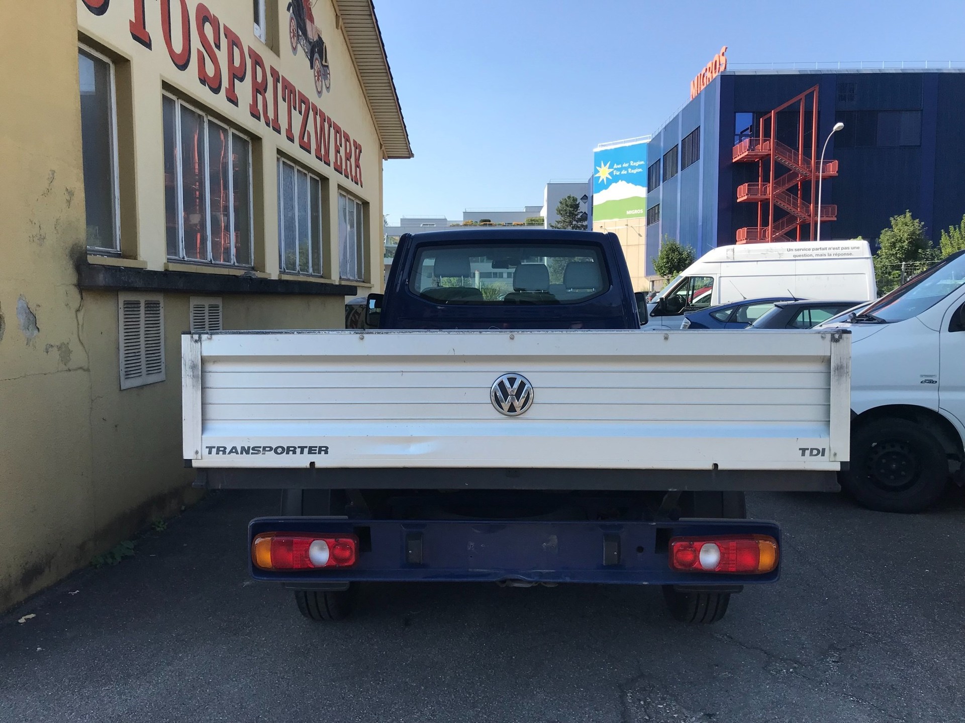 VW T5 2.0 TDI Champion-image-6