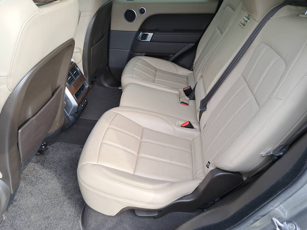 LAND ROVER Range Rover Sport 3.0 SDV6 HSE-image-9