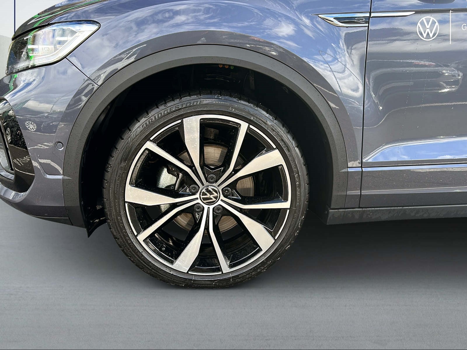 VW T-Roc Cabriolet 1.5 TSI EVO R-Line DSG-image-8