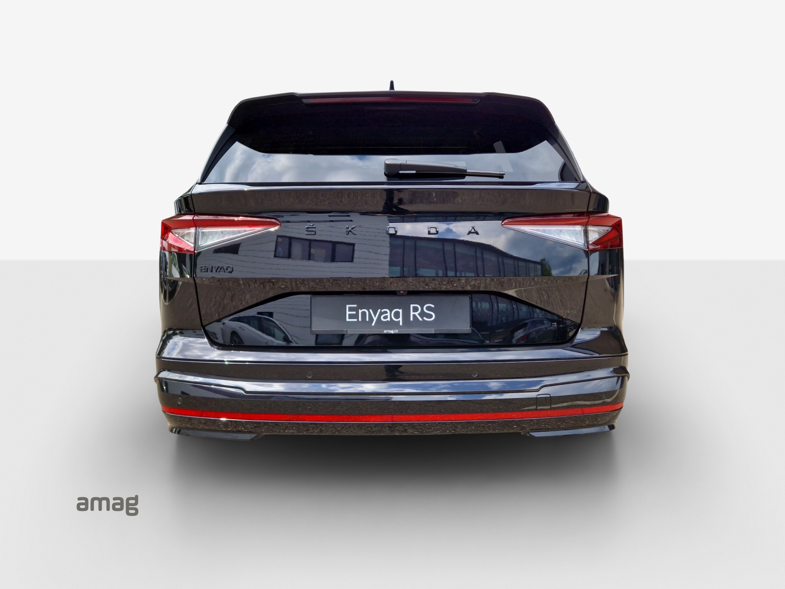 SKODA Enyaq RS 4x4-image-4