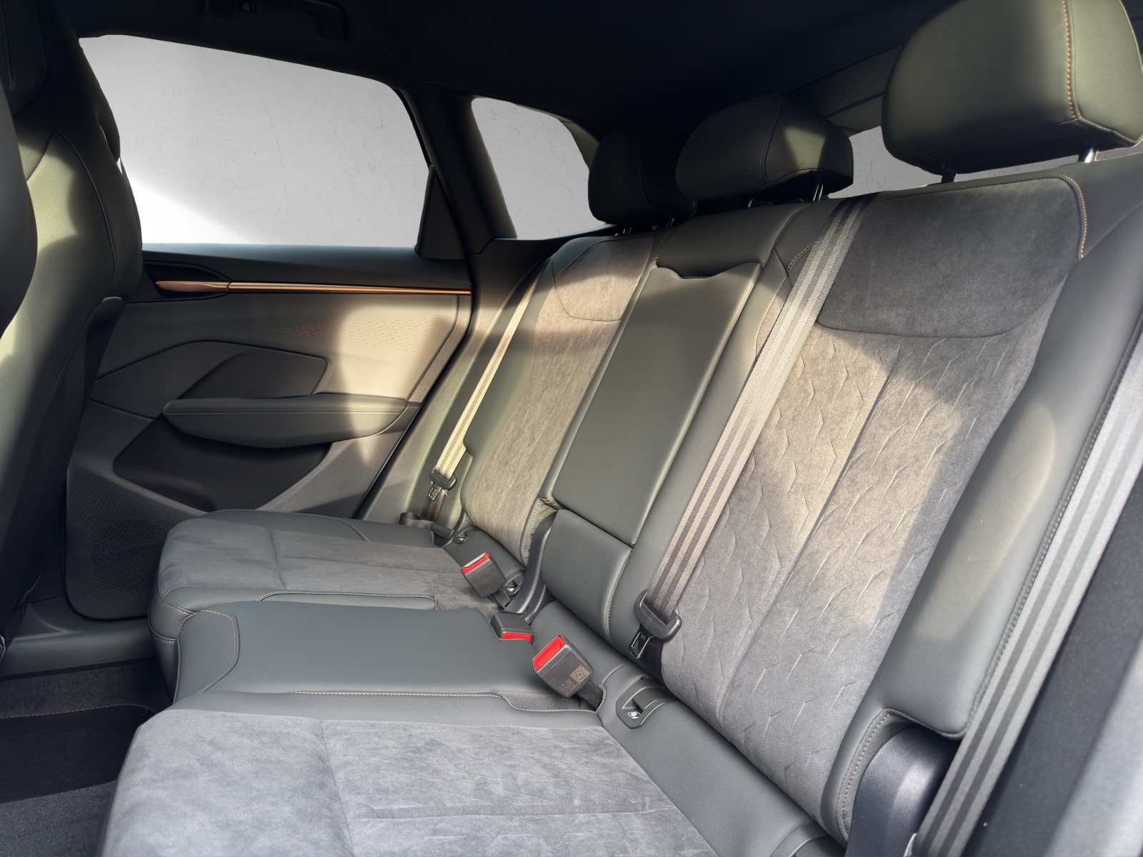 CUPRA Terramar 2.0 TSI DSG 4Drive VZ-image-15