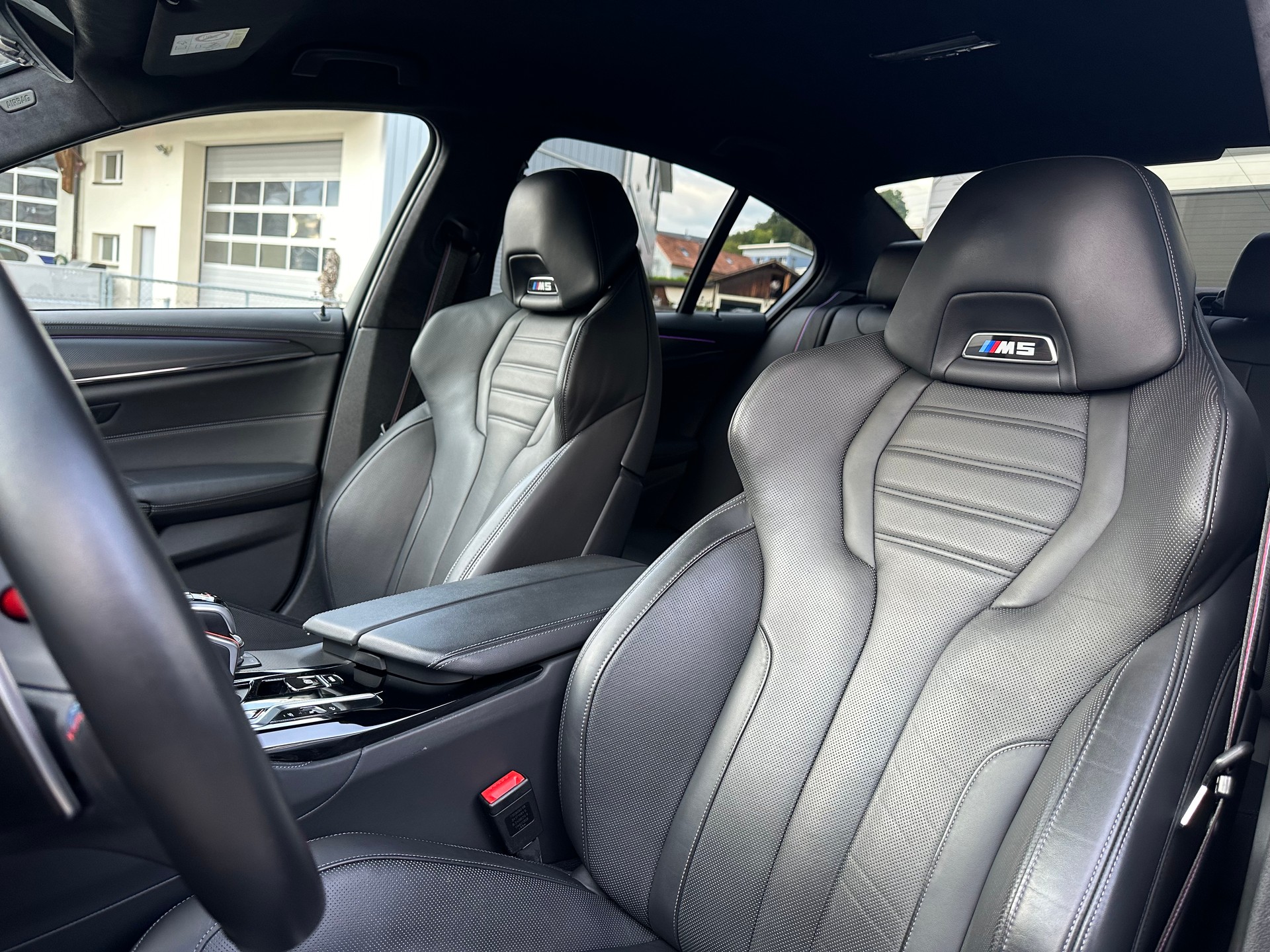 BMW M5 xDrive Competition Drivelogic *CH-Fahrzeug*-image-10