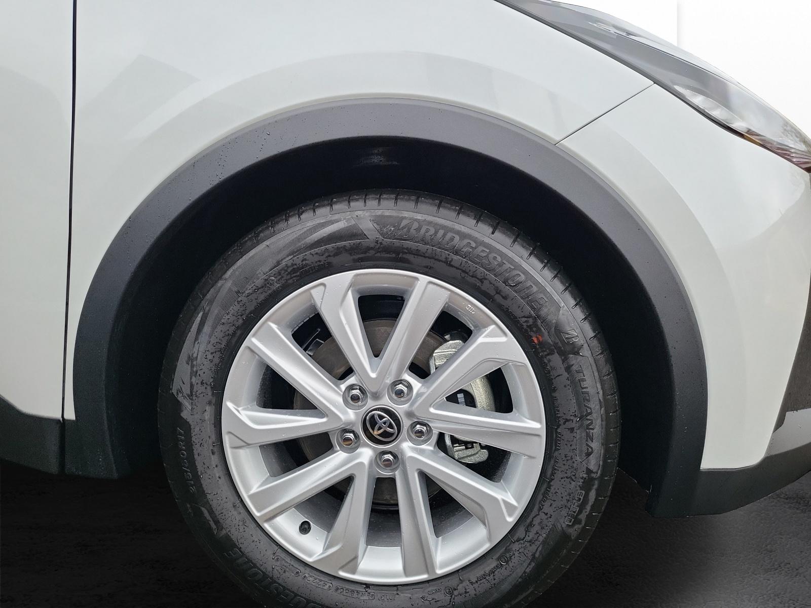 TOYOTA C-HR 1.8 HEV Comfort-image-4