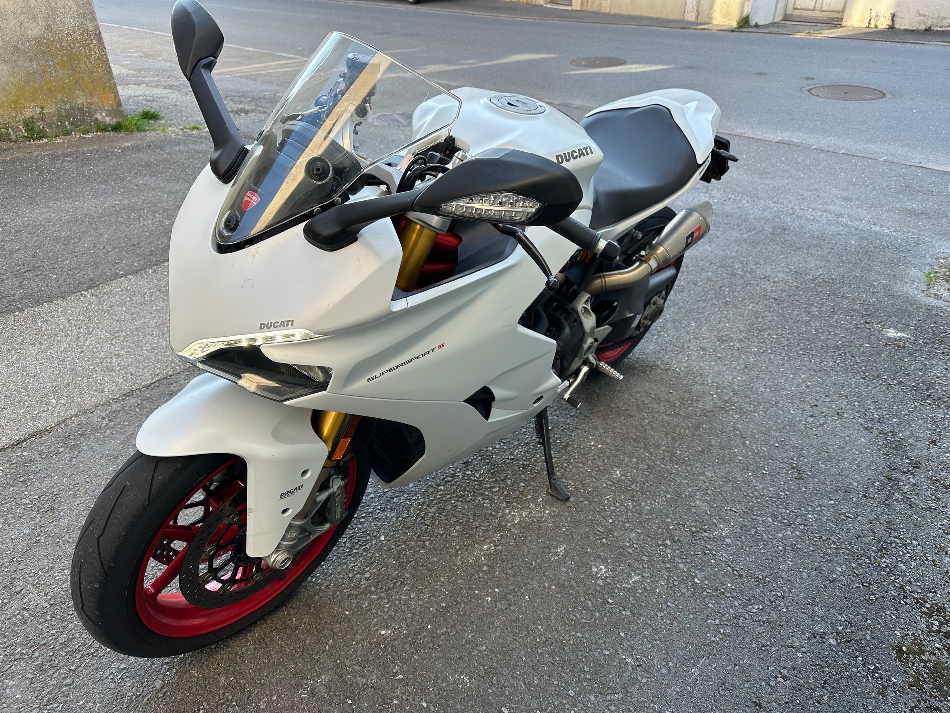 DUCATI 950 Supersport S-image-2