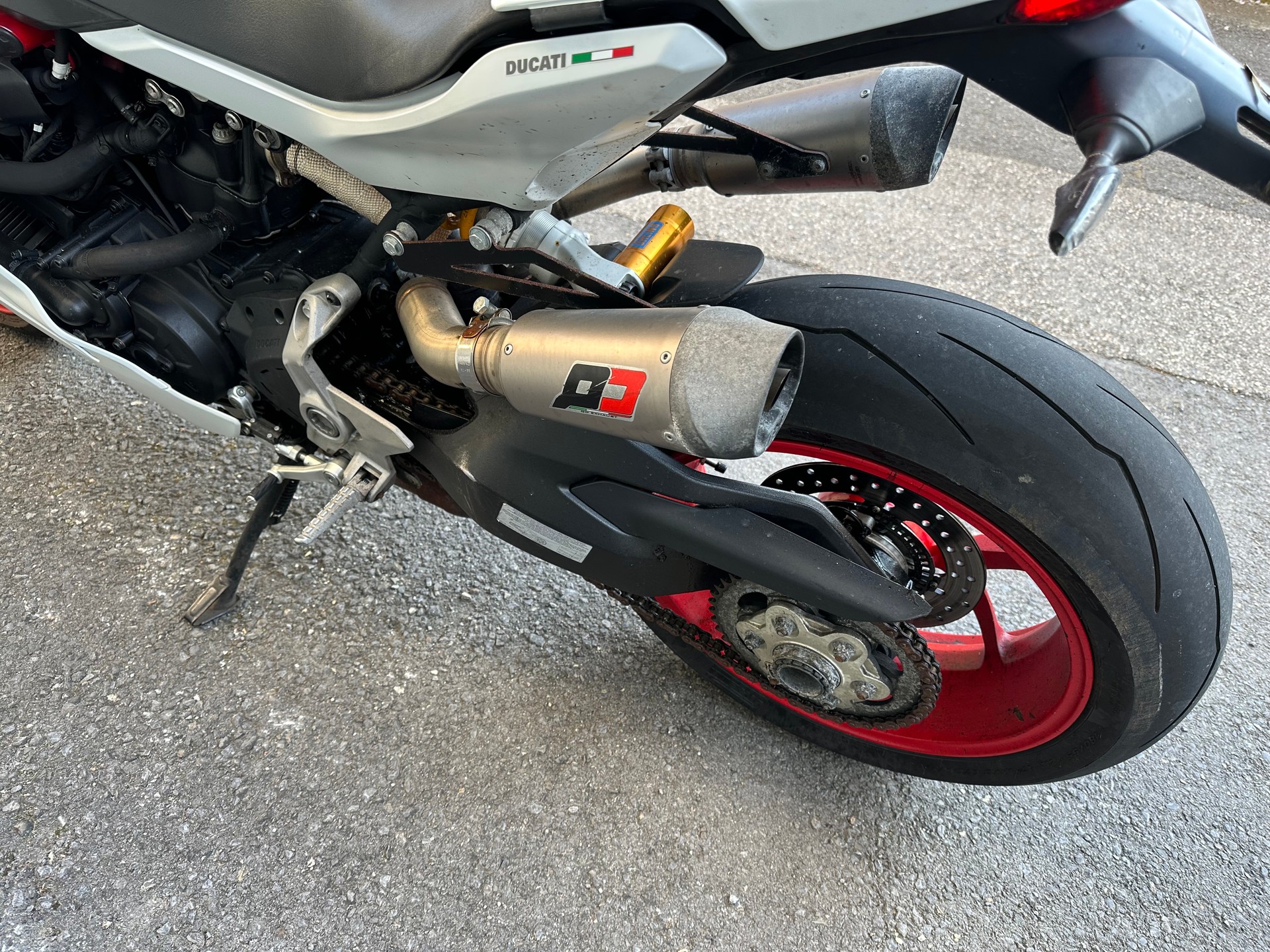 DUCATI 950 Supersport S-image-3