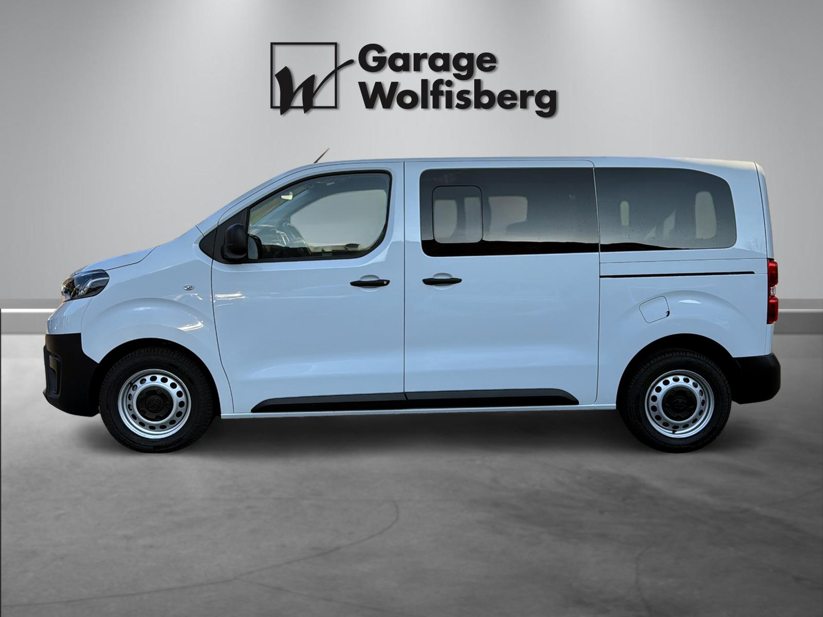 TOYOTA PROACE Verso L1 2.0 D Comfort 4x4-image-2
