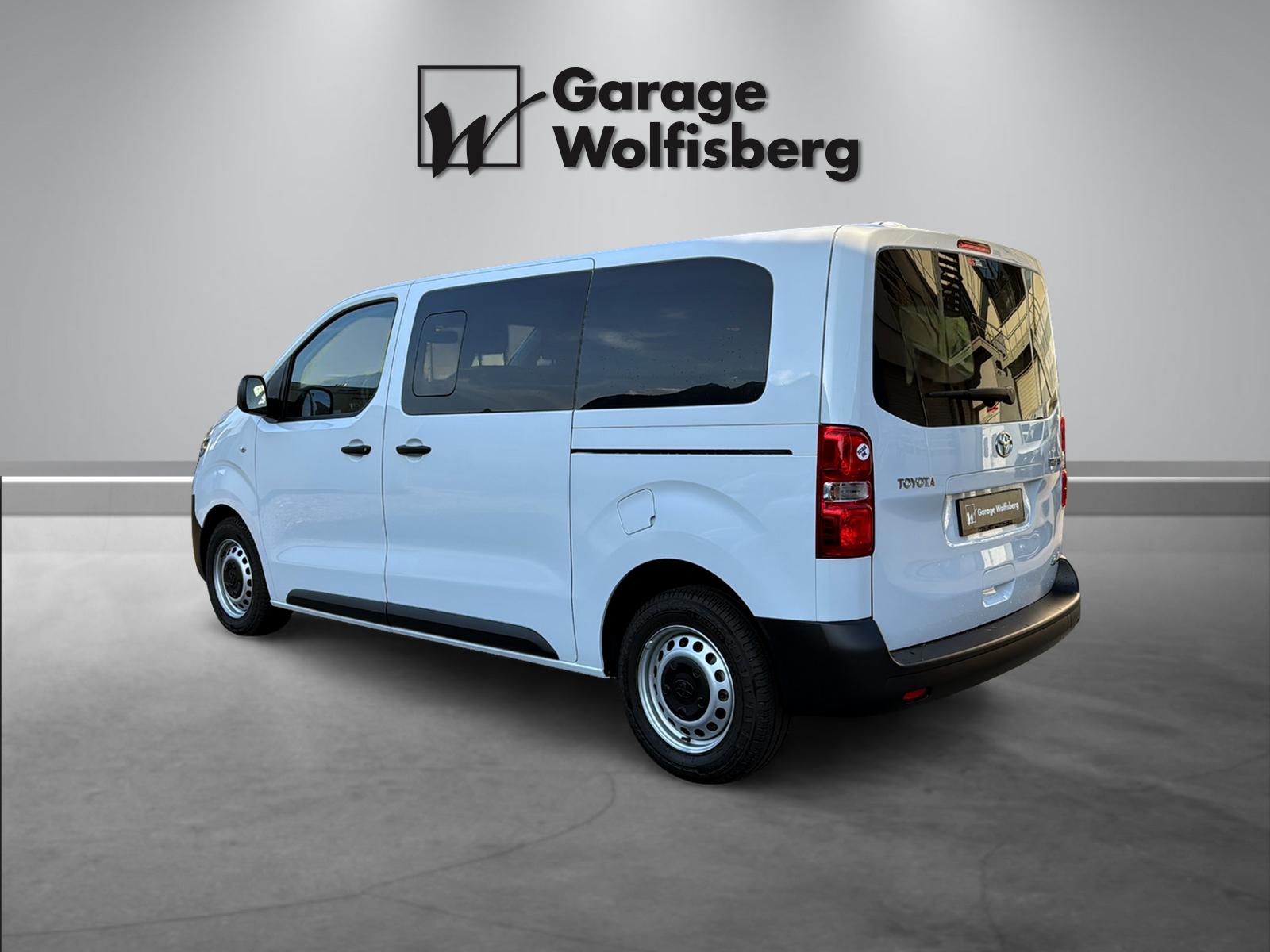 TOYOTA PROACE Verso L1 2.0 D Comfort 4x4-image-3