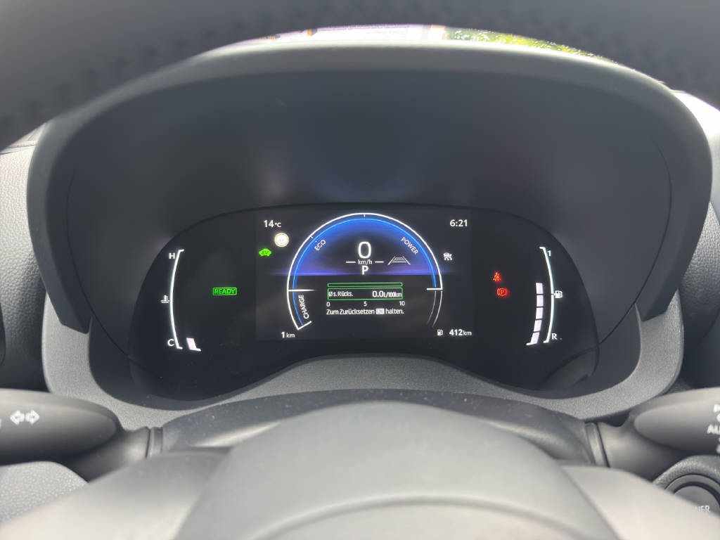 TOYOTA Yaris 1.5 VVT-i HSD Trend-image-7
