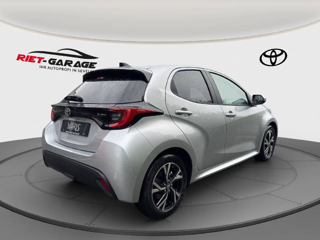 TOYOTA Yaris 1.5 VVT-i HSD Trend-image-3