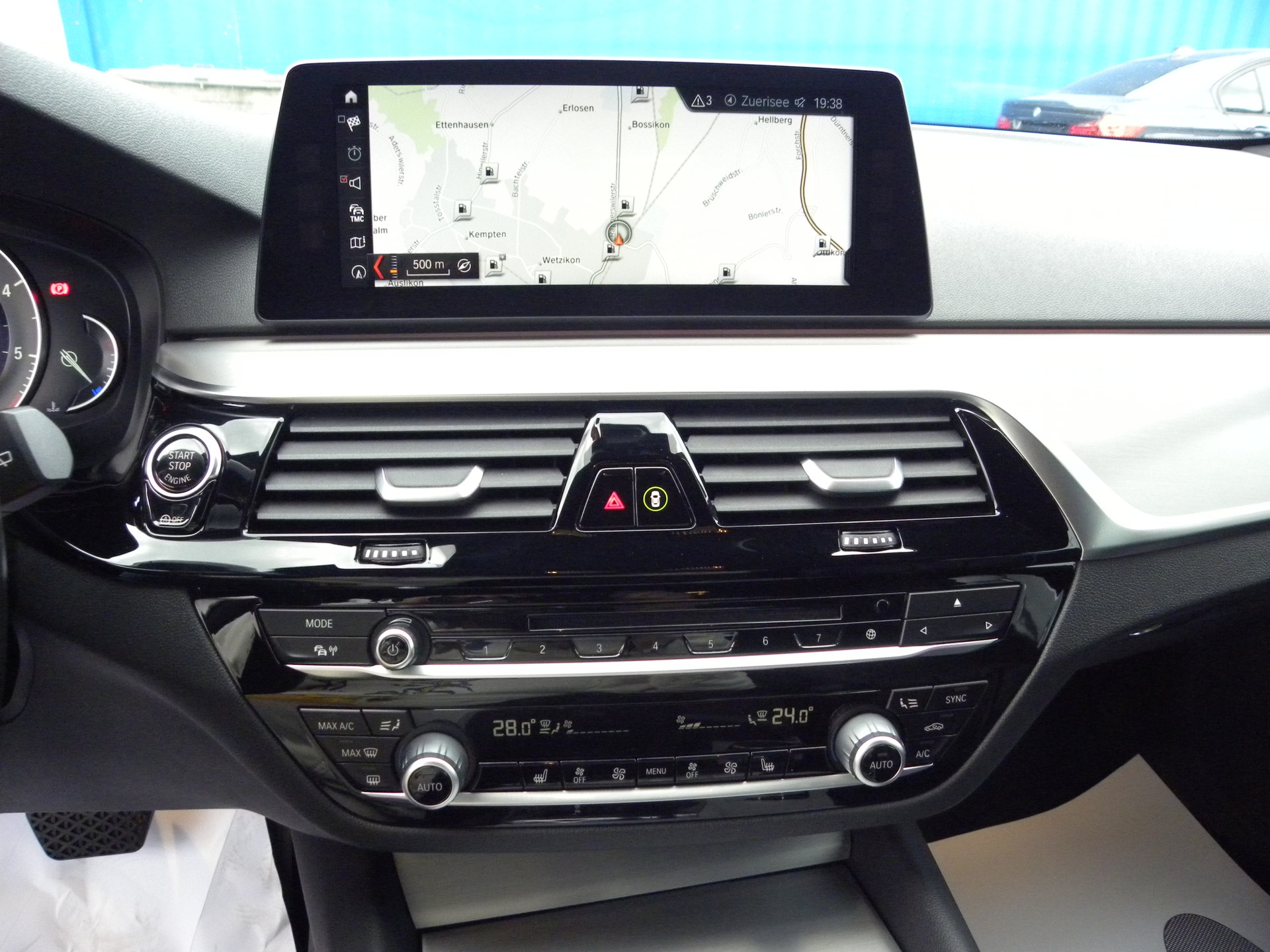 BMW 520d xDrive Touring Sport Line Steptronic-image-9