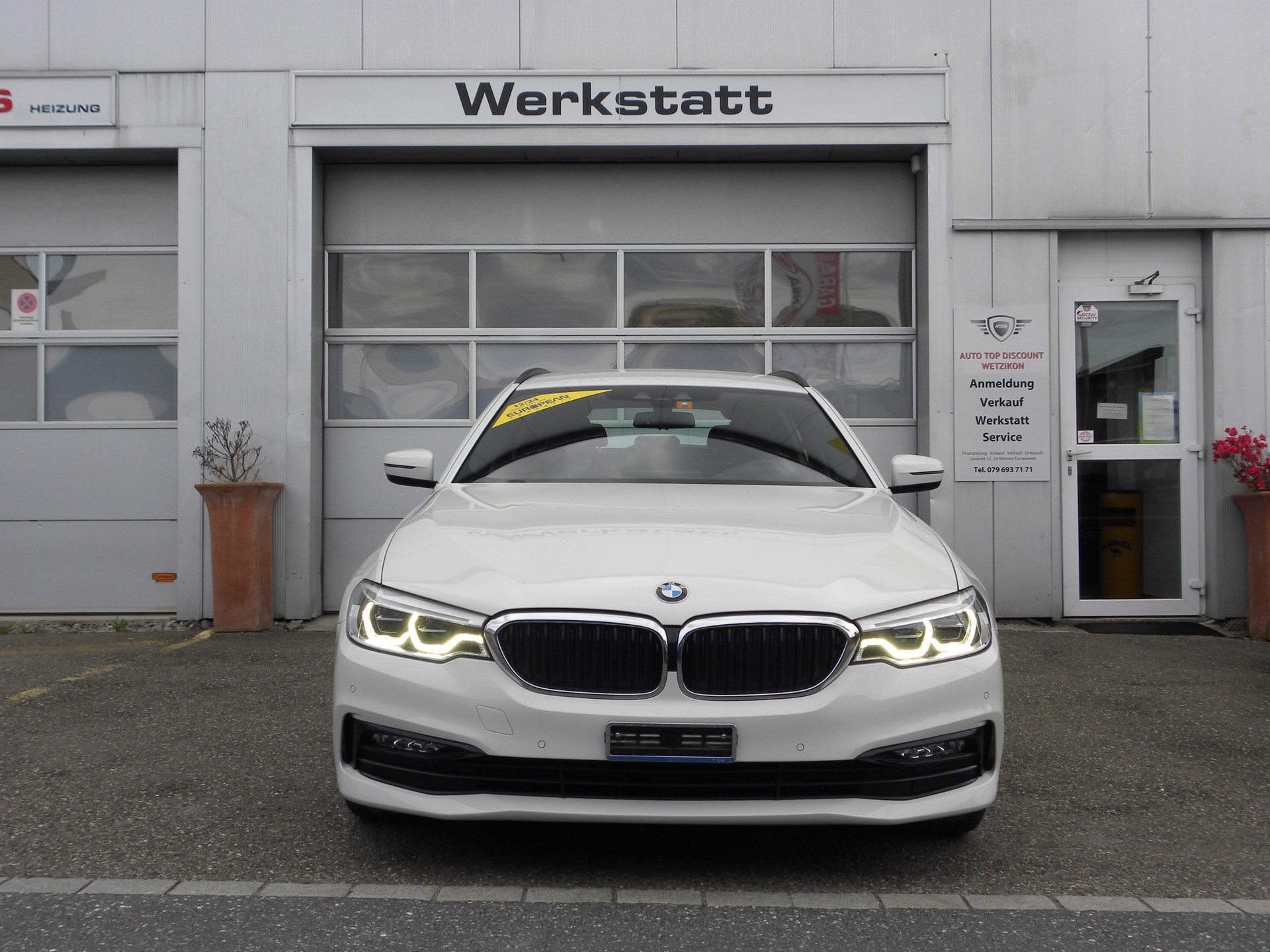 BMW 520d xDrive Touring Sport Line Steptronic-image-0