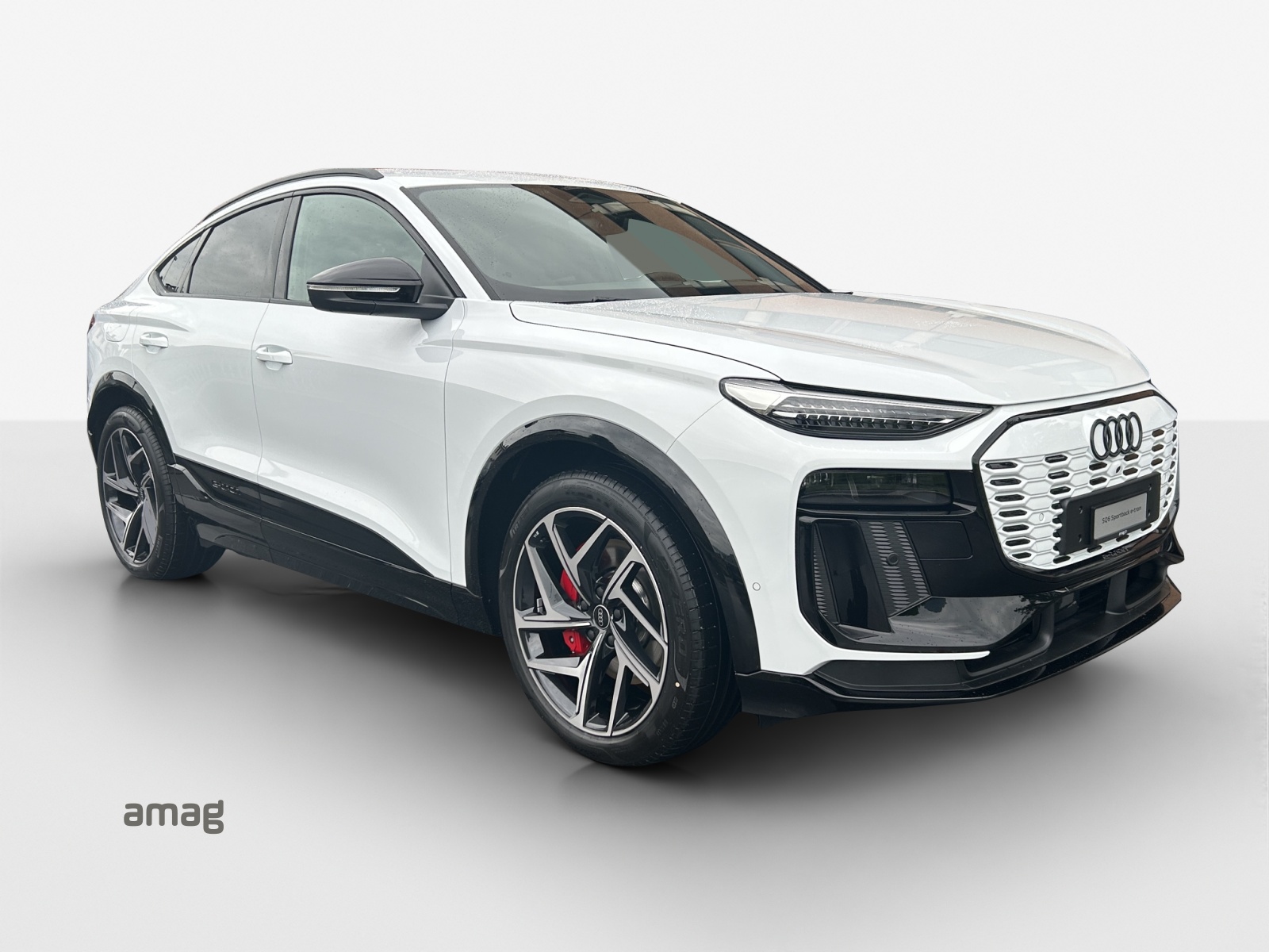 AUDI SQ6 Sportback e-tron quattro-image-5