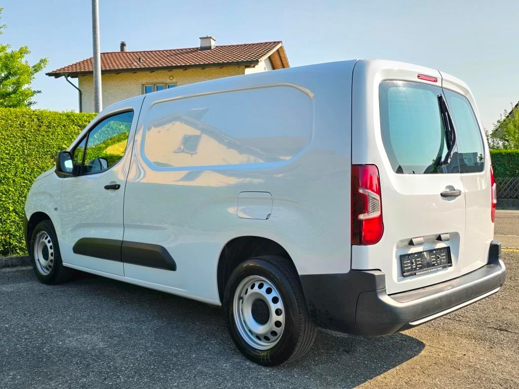 PEUGEOT Partner 1.6 Blue HDi s/s Grip Long 1000kg-image-2