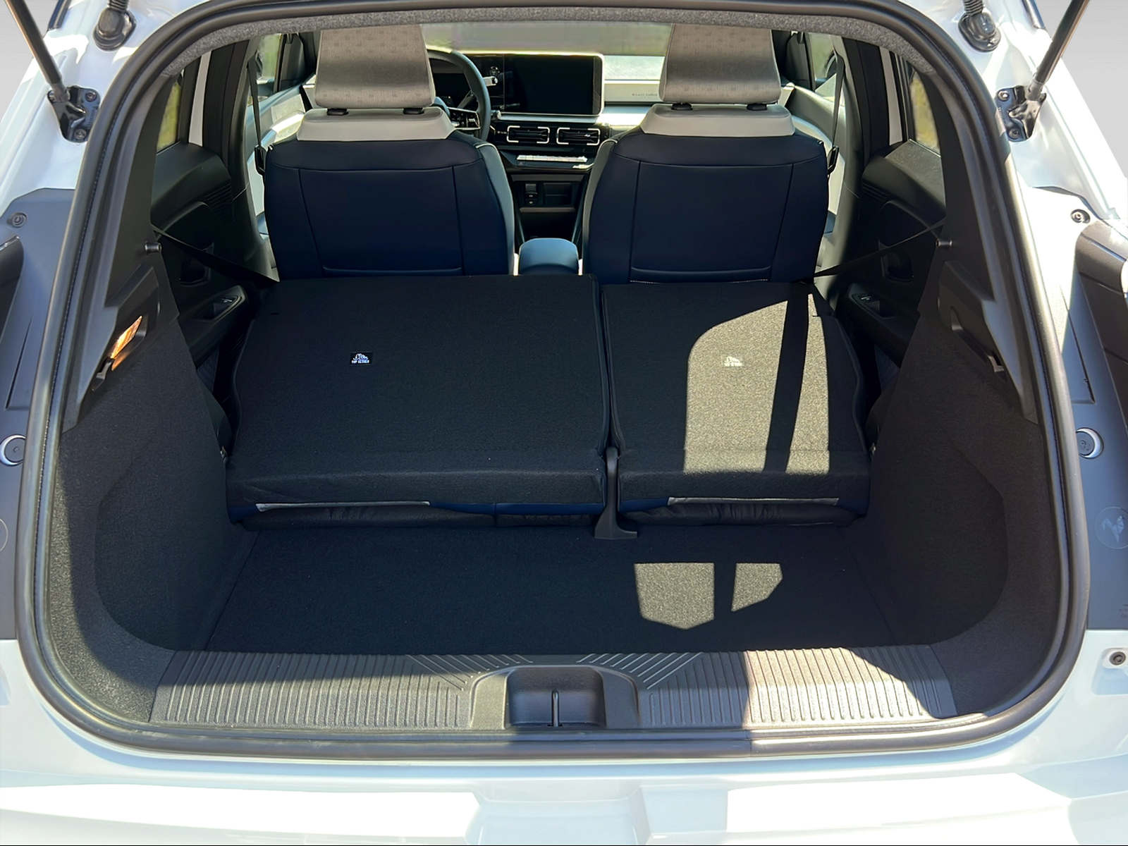 RENAULT R5 E-TECH ELECTRIC Roland Garros 150PS Comfort Range-image-11