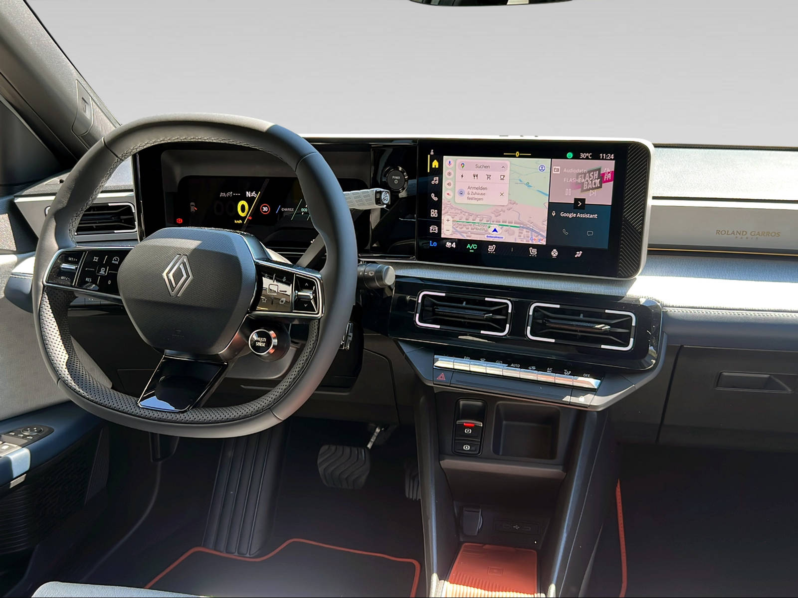 RENAULT R5 E-TECH ELECTRIC Roland Garros 150PS Comfort Range-image-8