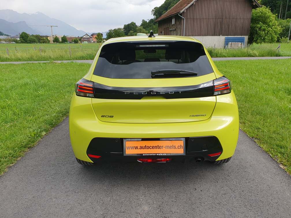 PEUGEOT 208 1.2 Hybrid Style-image-6
