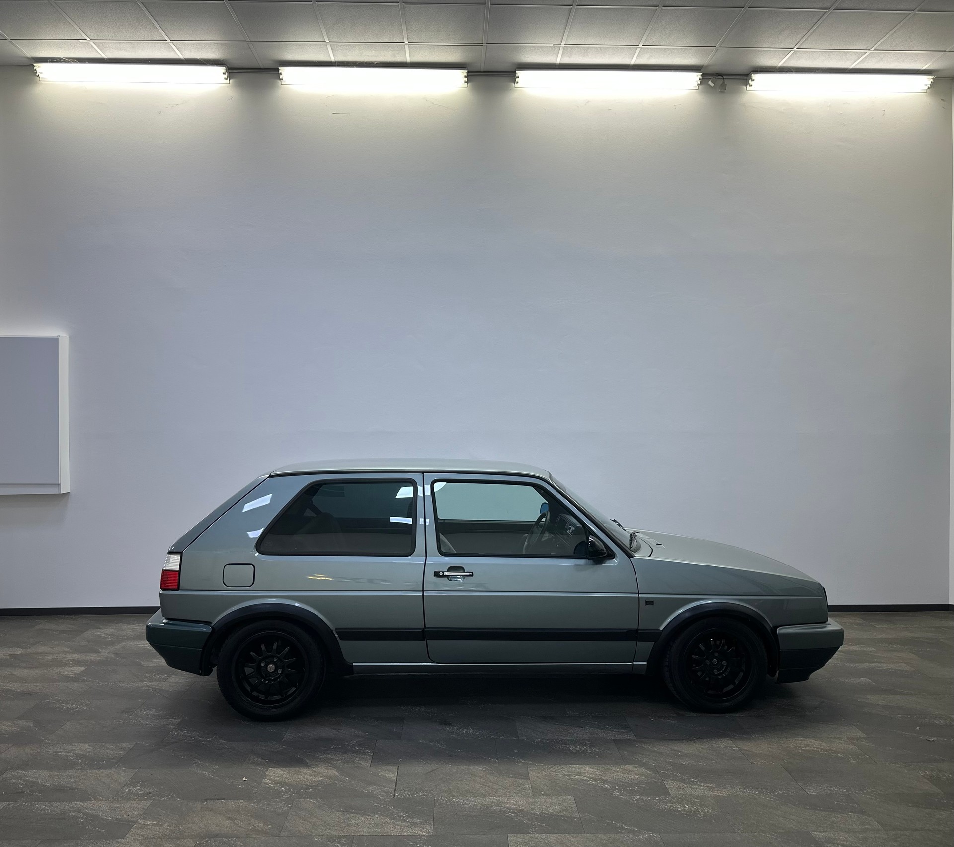 VW Golf 1600 C-image-8