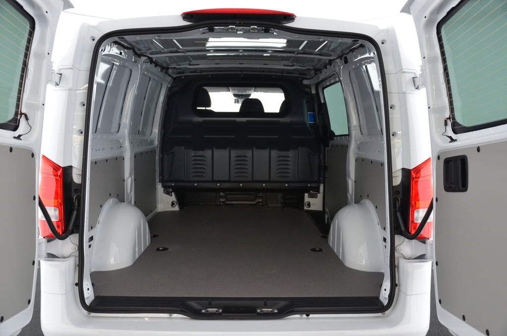 MERCEDES-BENZ eVito 112 Lang 60KWH Batterie (nutzbar)-image-14