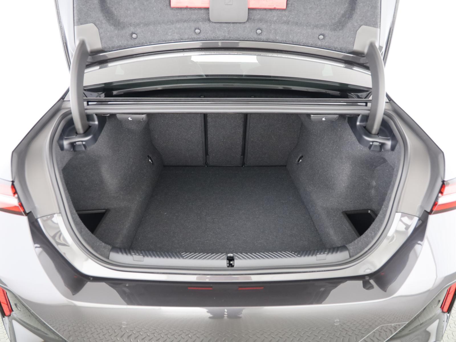 BMW 540 xDrive d 48V M Sport Pro Steptronic-image-6