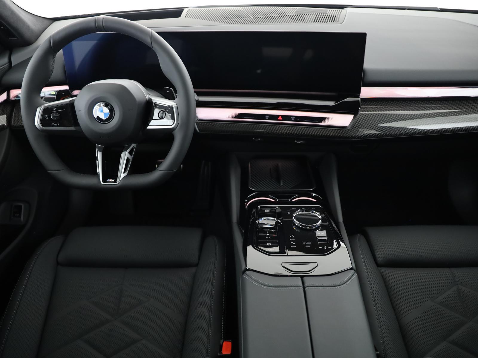 BMW 540 xDrive d 48V M Sport Pro Steptronic-image-13