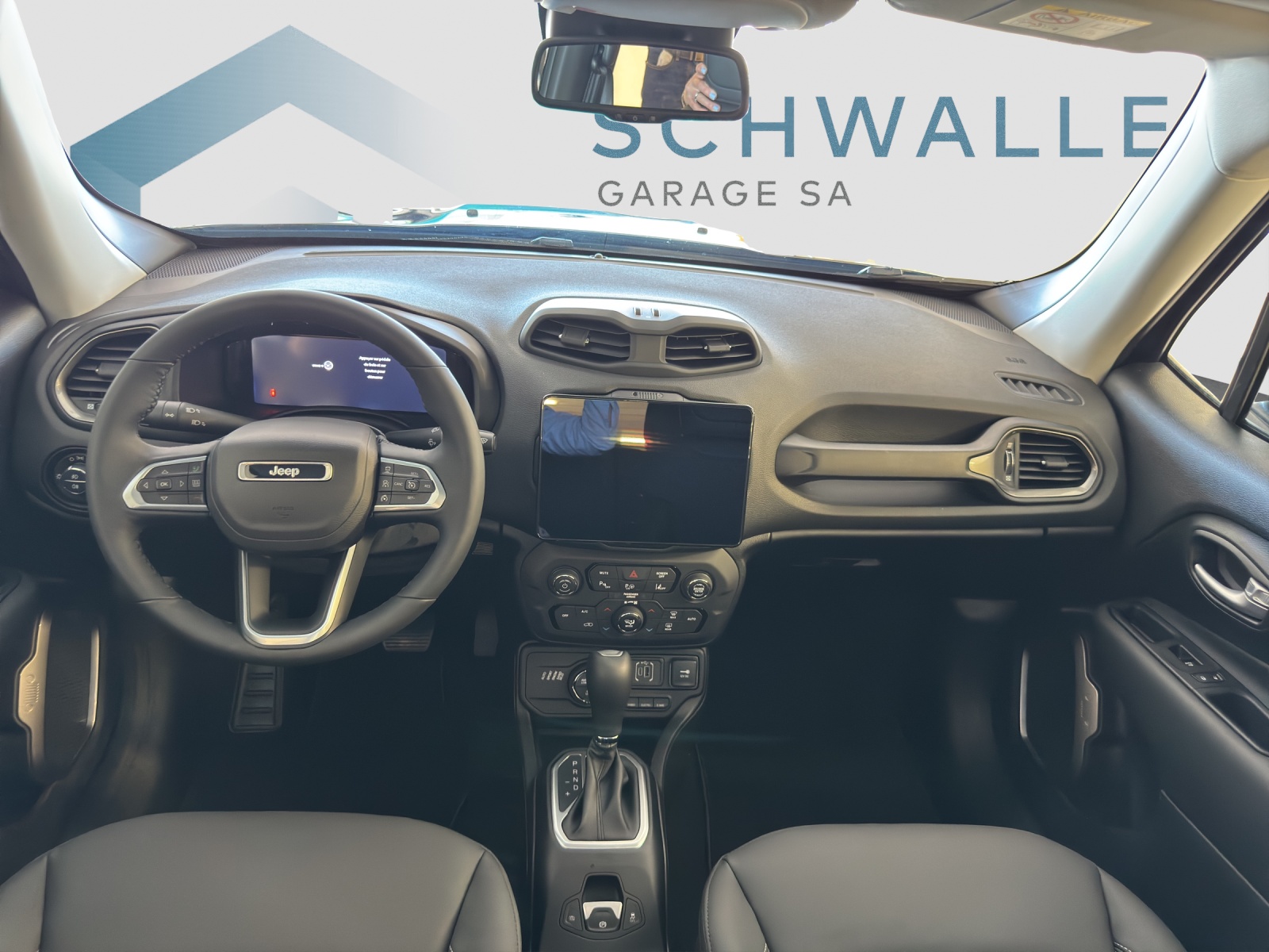 JEEP RENEGADE 1.3 Summit 4xe-image-9