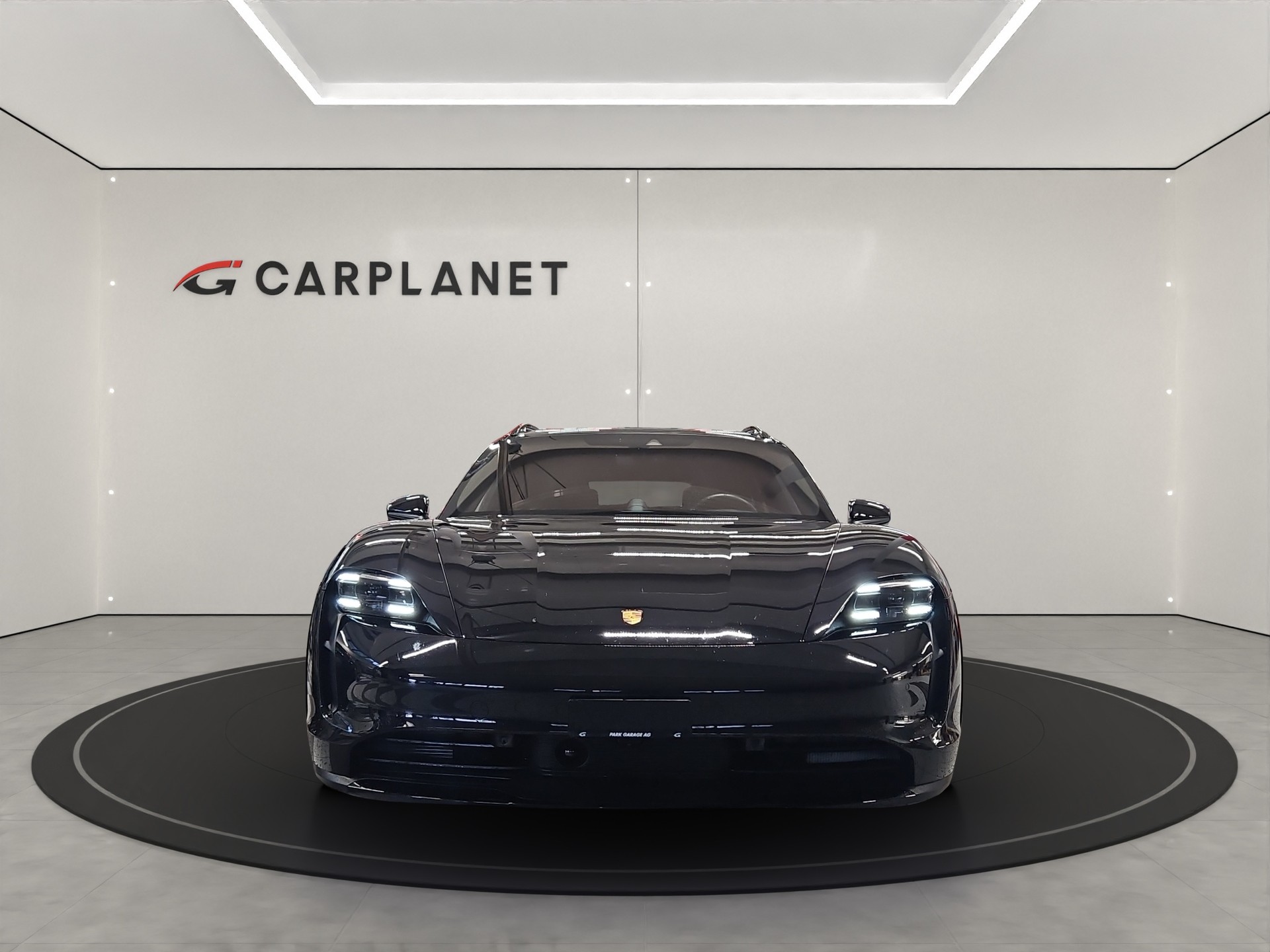 PORSCHE Taycan 4 Cross Turismo-image-1