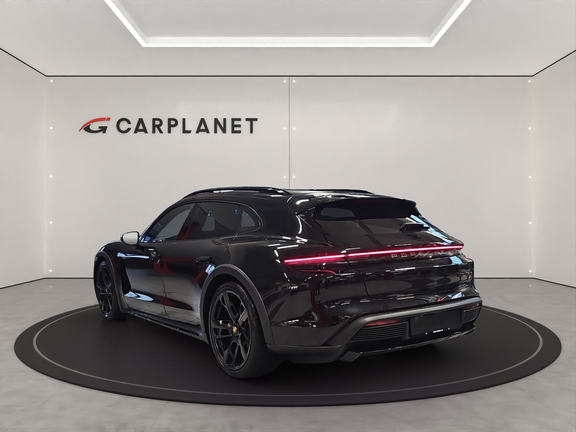 PORSCHE Taycan 4 Cross Turismo-image-3