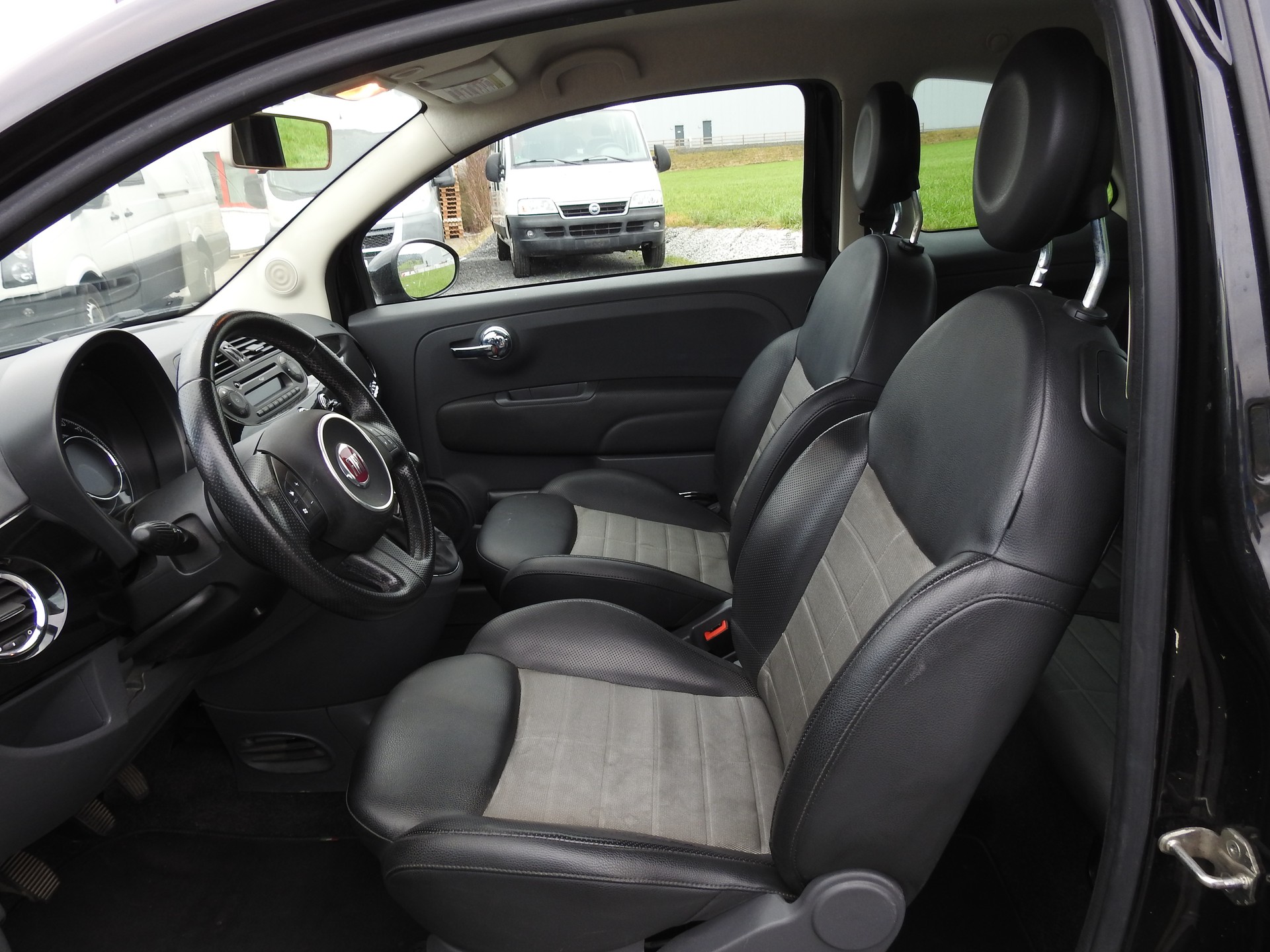 FIAT 500 1.2 Lounge-image-10