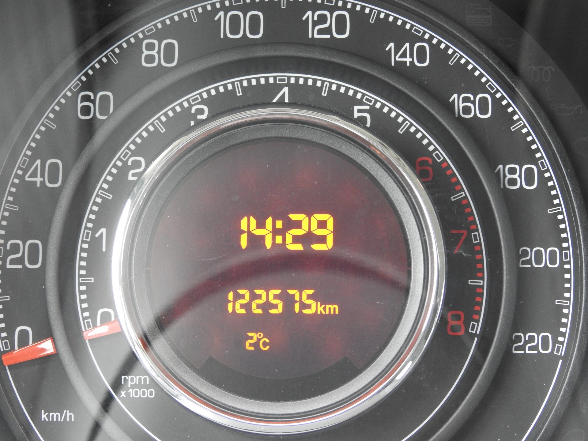 FIAT 500 1.2 Lounge-image-17