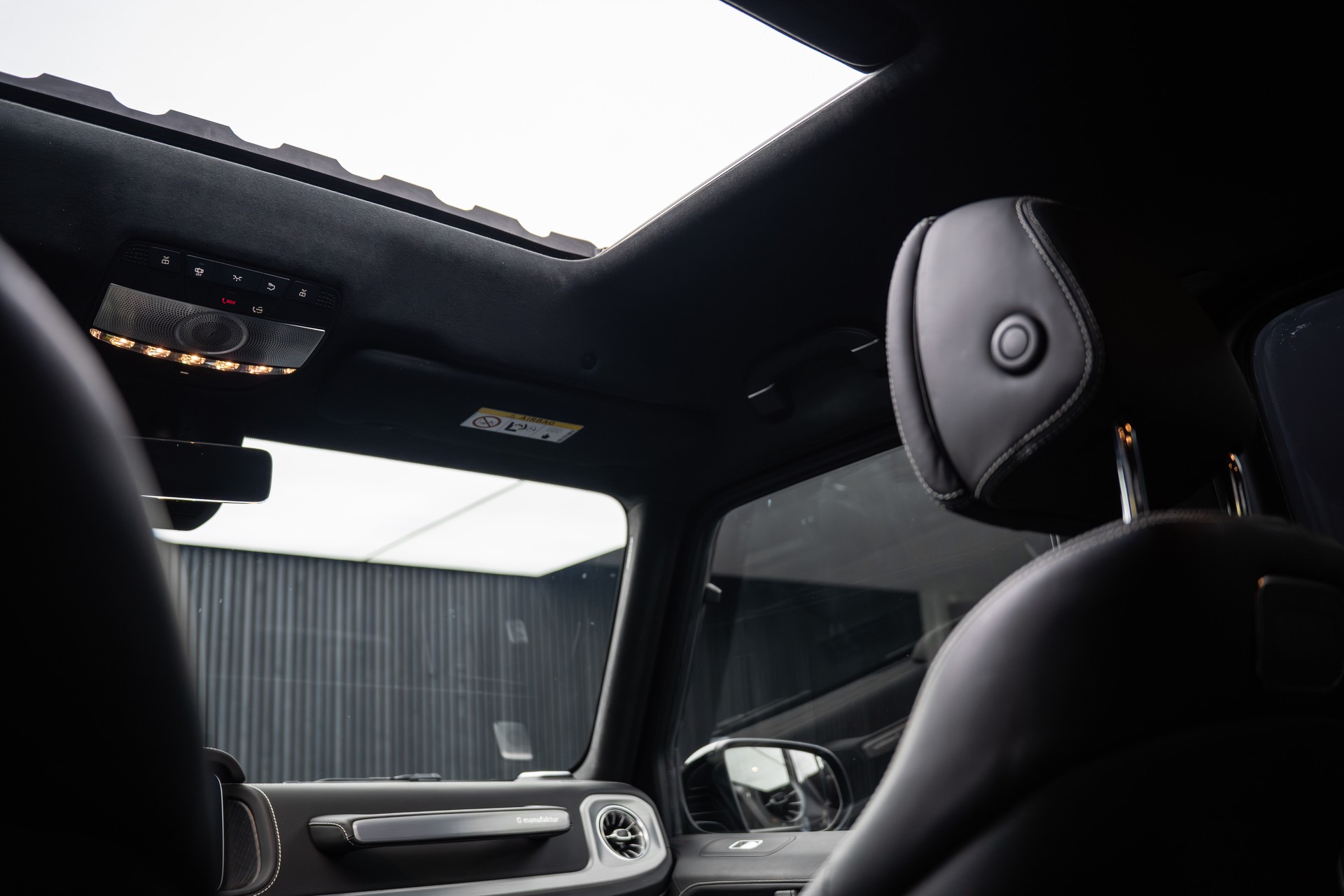 MERCEDES-BENZ G 400 d AMG Line 9G-Tronic-image-11