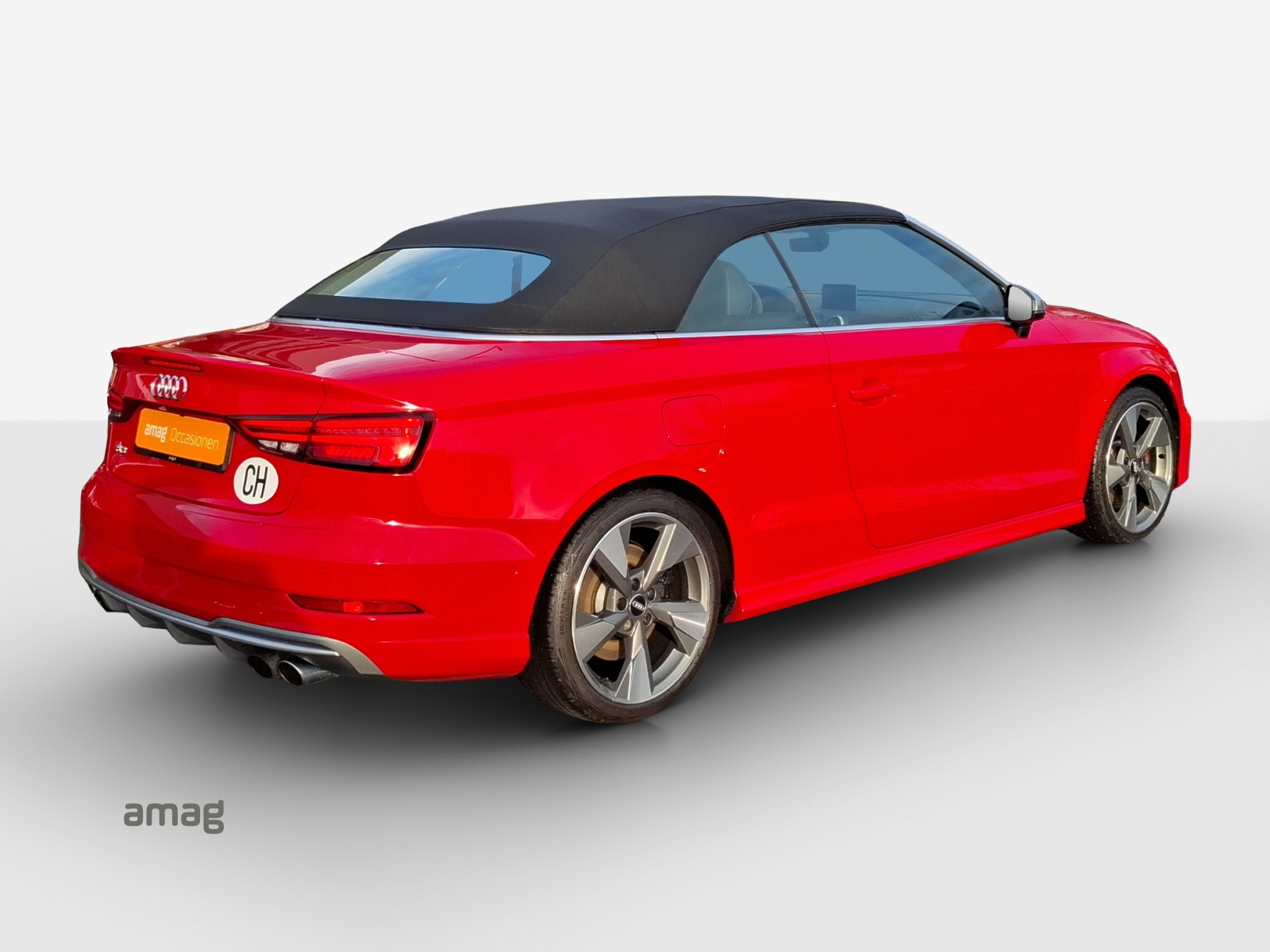 AUDI S3 Cabriolet 2.0 TFSI quattro S-tronic-showroom-element-3