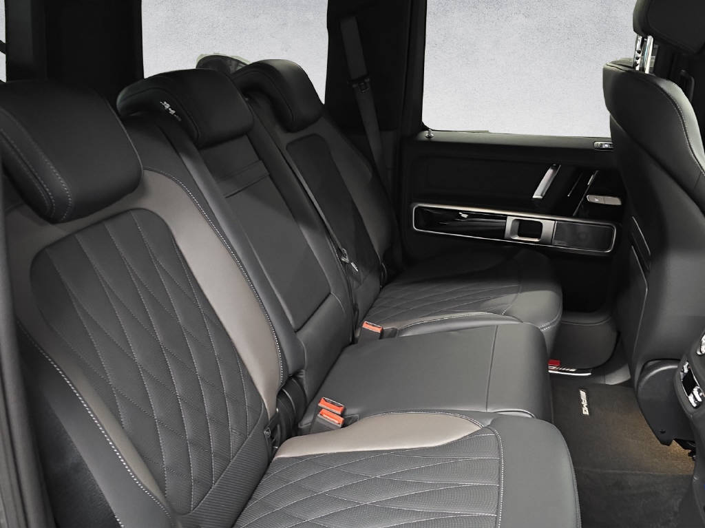MERCEDES-BENZ G 63 AMG-image-12