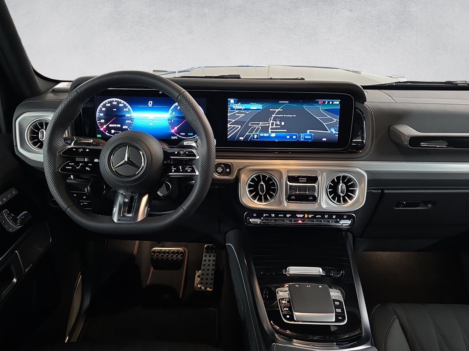 MERCEDES-BENZ G 63 AMG-image-14