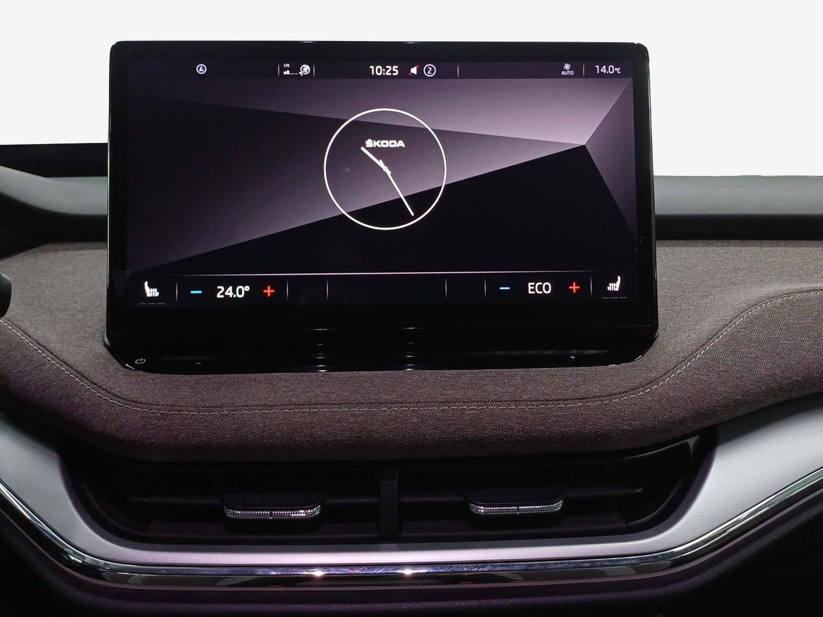 SKODA Enyaq iV 80x-image-11