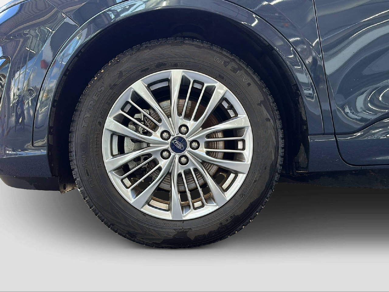 FORD Kuga 2.5 Plug-in Hybrid Vignale-image-6