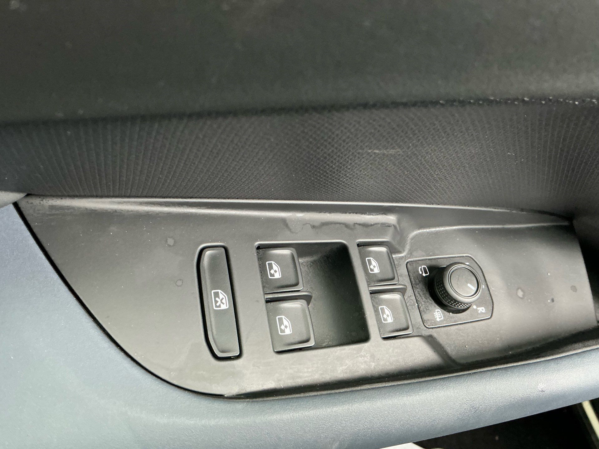 CUPRA Terramar 2.0 TSI 265PS 4Drive VZ *** TOPAUSSTATTUNG MIT 5 JAHREN CUPRA WERKSGARANTIE ***-image-25