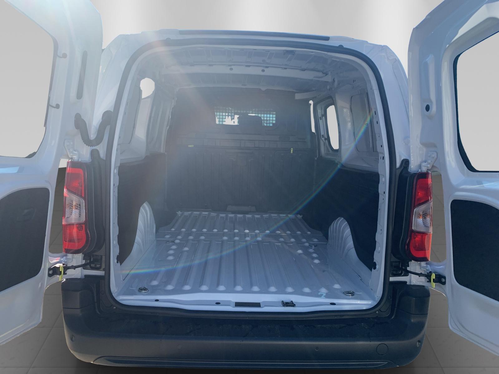 TOYOTA PROACE CITY Van L2 52KWh Active-image-10