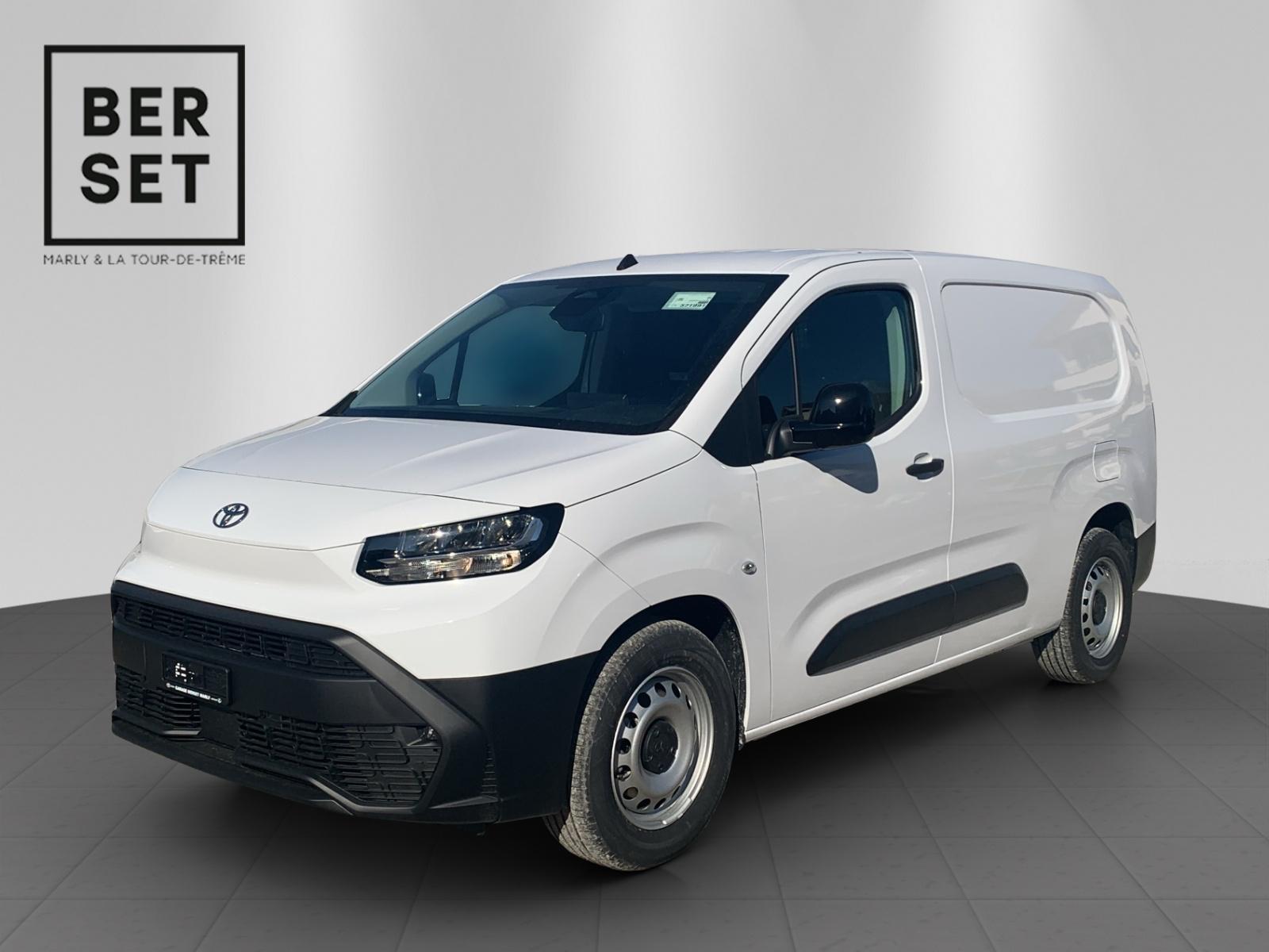 TOYOTA PROACE CITY Van L2 52KWh Active-image-0