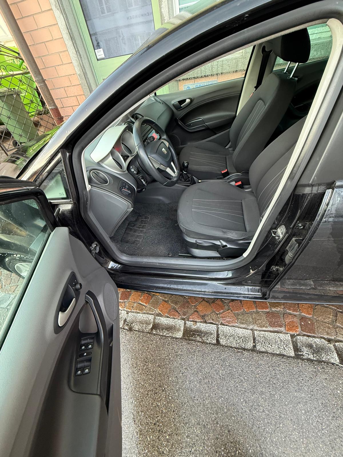 SEAT Ibiza 1.2 TSI Style-image-2