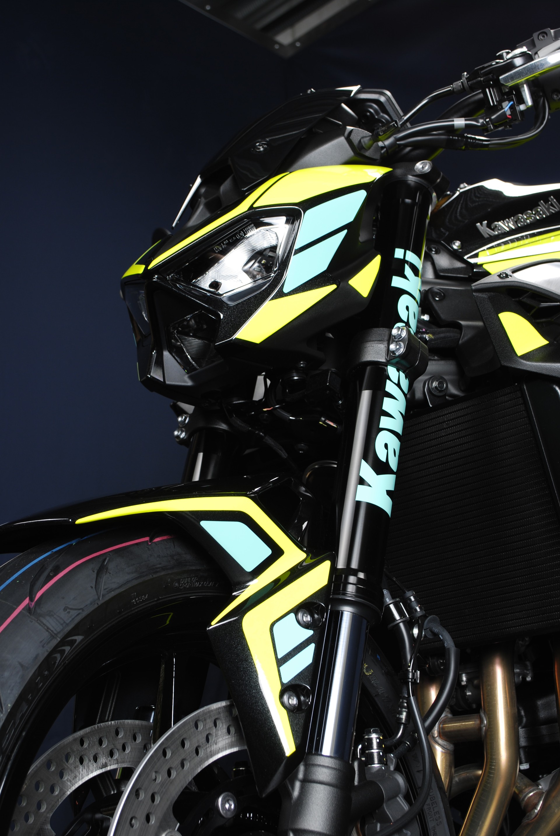 KAWASAKI Z 900 (35kW) -Teilfoliert-image-8