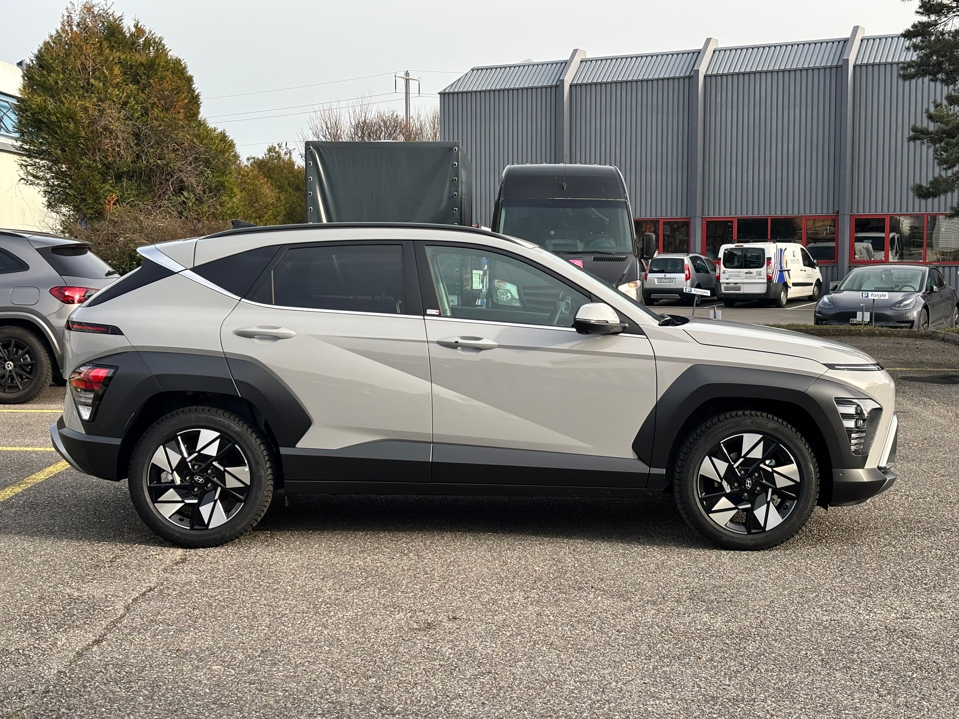 HYUNDAI Kona 1.6 GDi HEV Amplia DCT-image-3