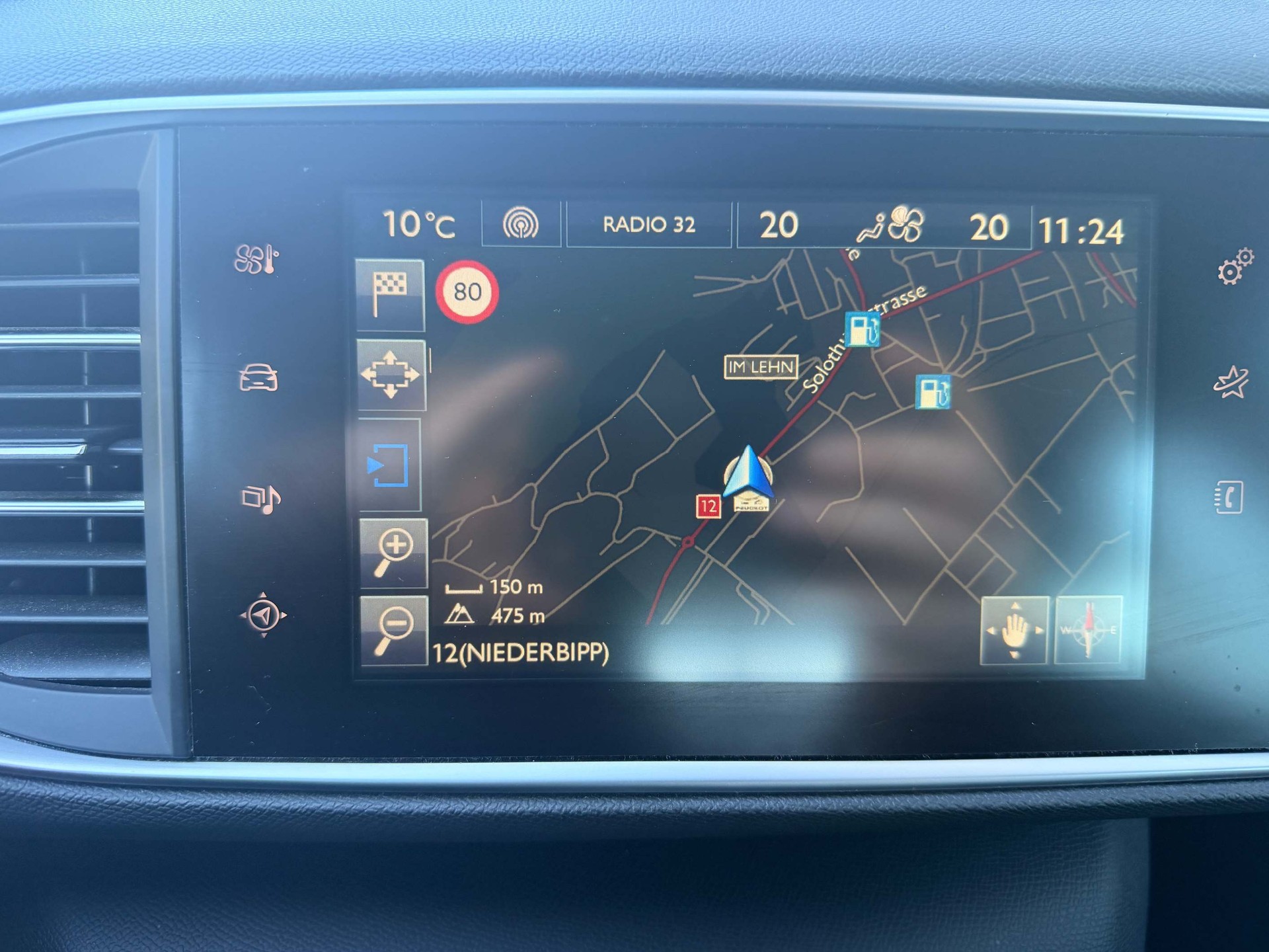 PEUGEOT 308 1.6 BlueHDi Allure-image-12