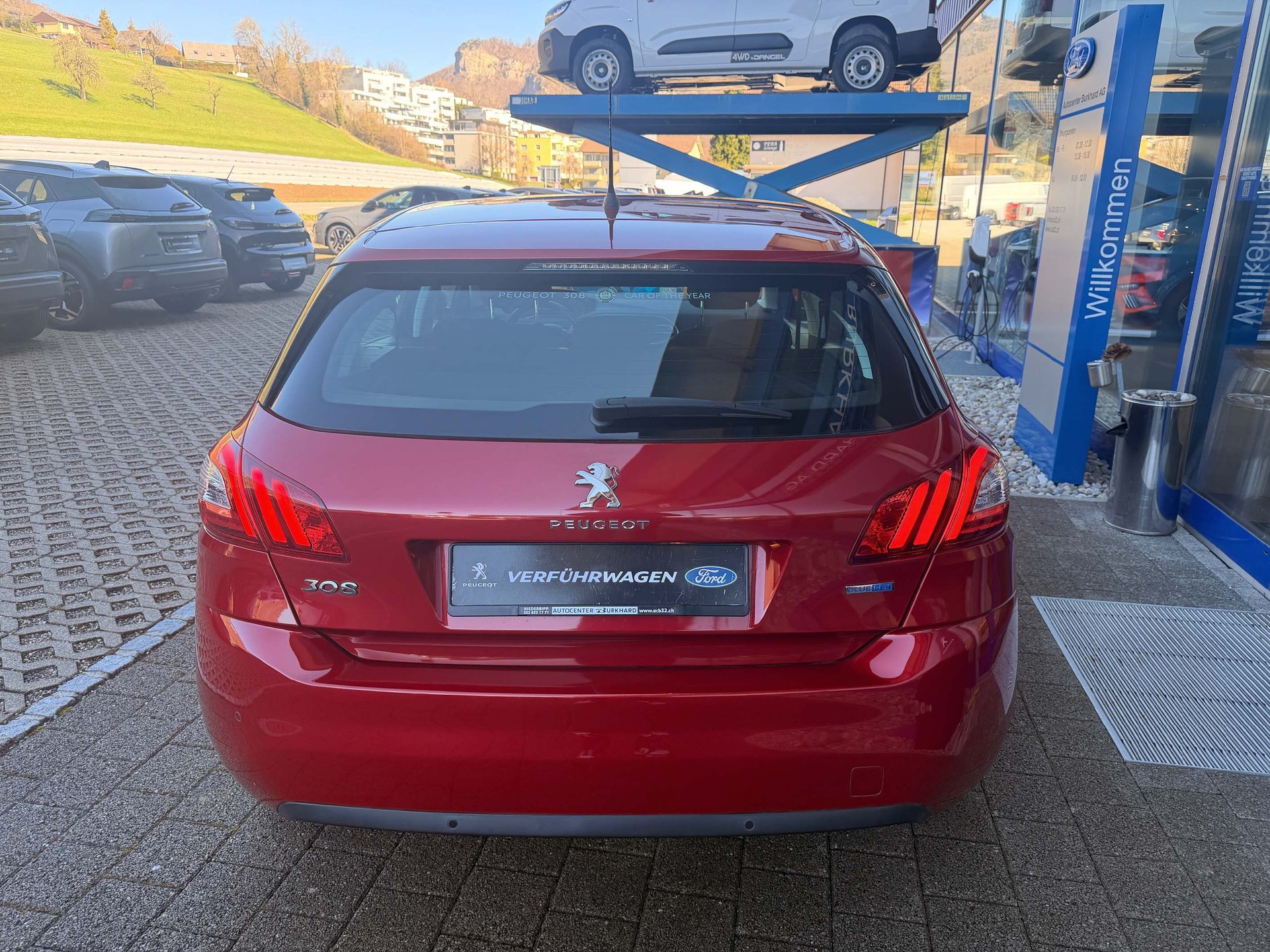 PEUGEOT 308 1.6 BlueHDi Allure-image-5