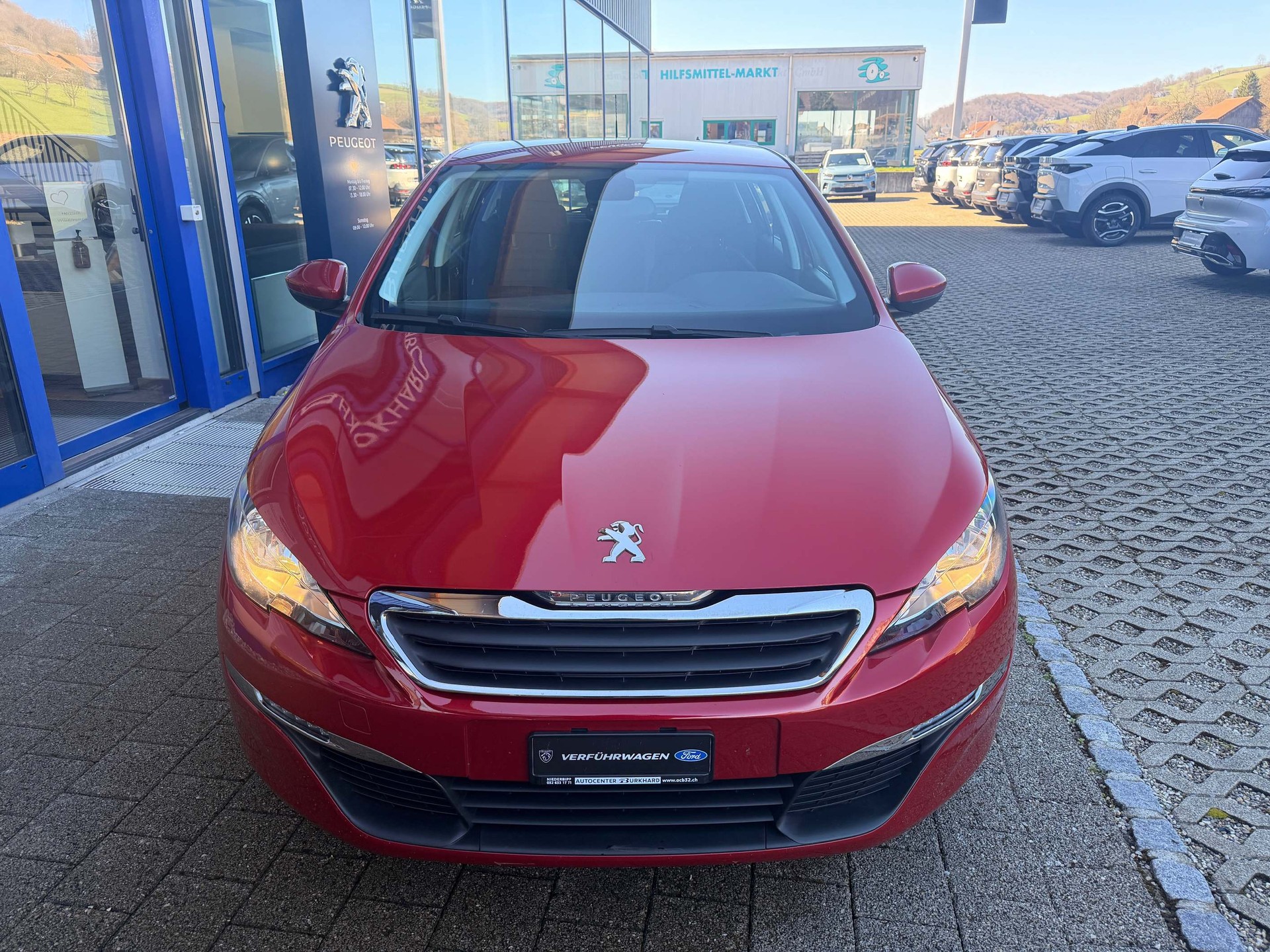 PEUGEOT 308 1.6 BlueHDi Allure-image-2